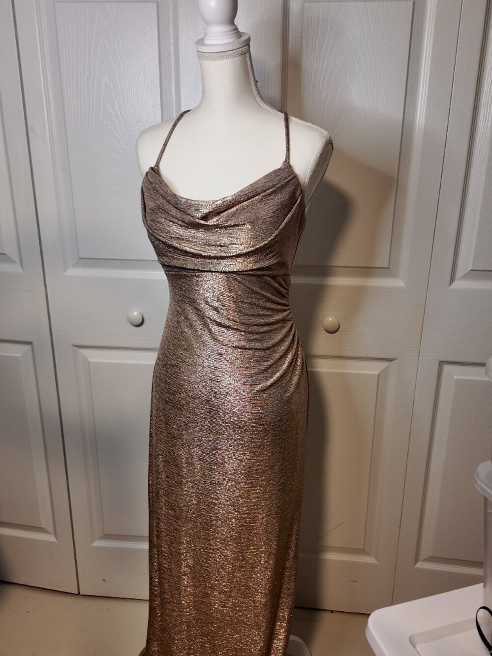 Nightway Gold Metallic Formal Gown 8P Cowl Neck Open Back Maxi Dress